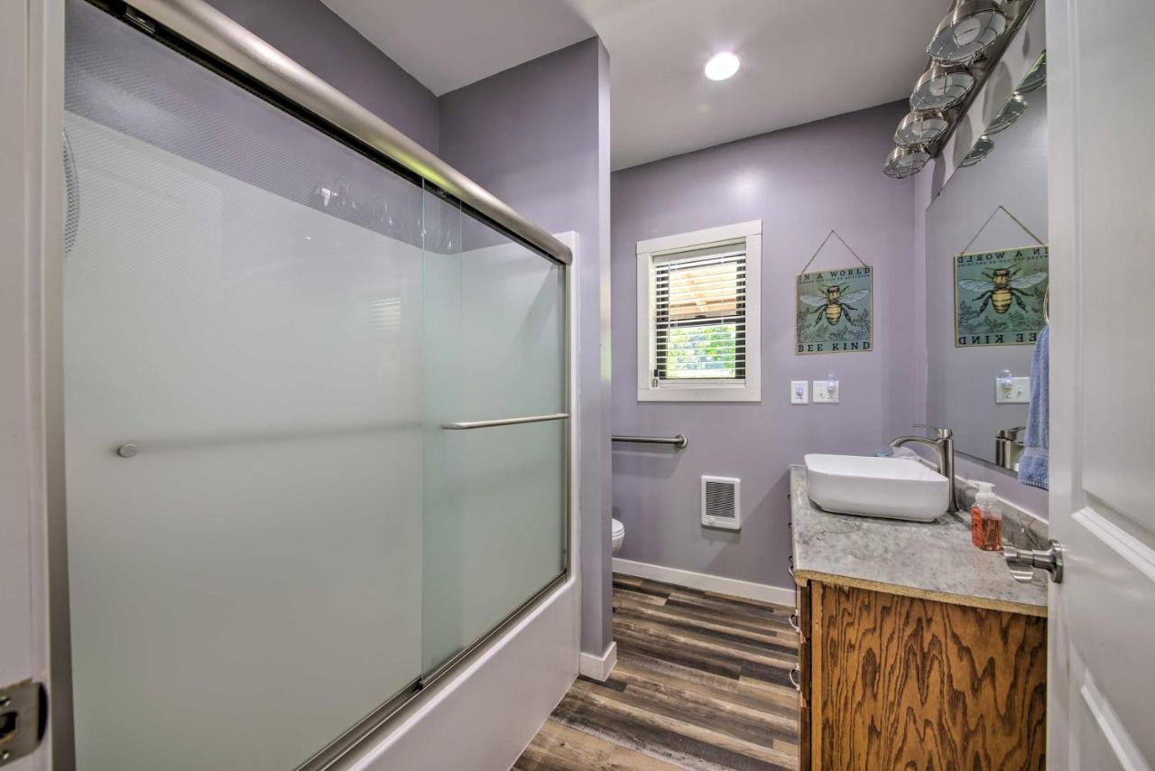 Peaceful Guest Home With Patio On 152-Acre Farm Berger Luaran gambar